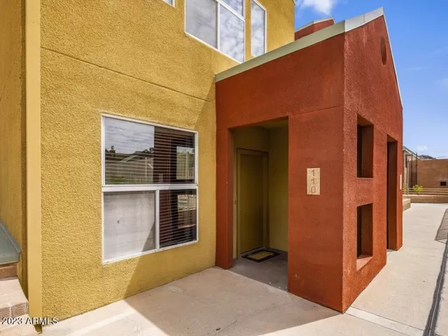 MLS: 6559012 Condo For Sale