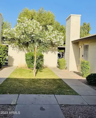 Photo #2: 6559375 Listing