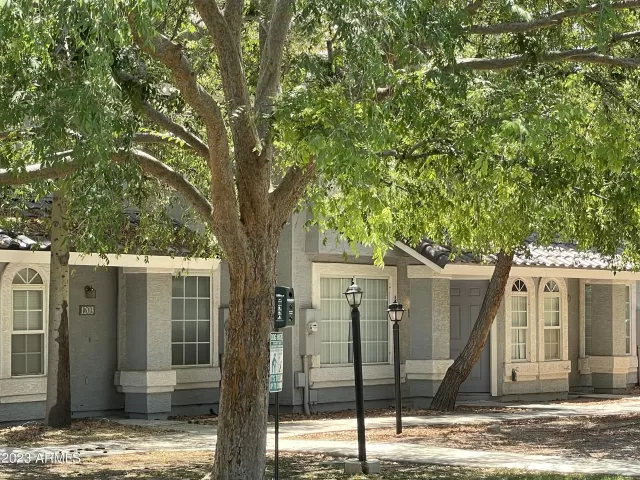 MLS: 6559393 Condo For Sale