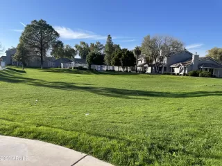 Photo #5: 6559393 Listing