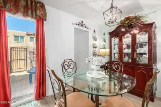 Photo #6: 6559494 Listing