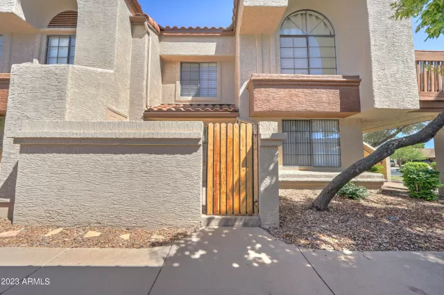 MLS: 6559861 Condo For Sale