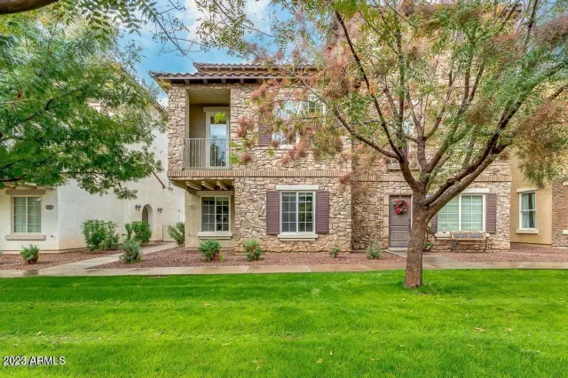 MLS: 6560213 Condo For Sale