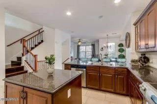 Photo #5: 6560213 Listing 