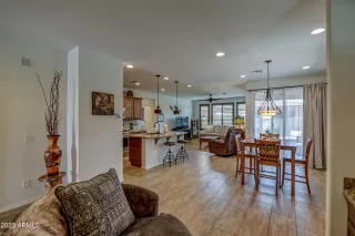 Photo #6: 6560247 Listing