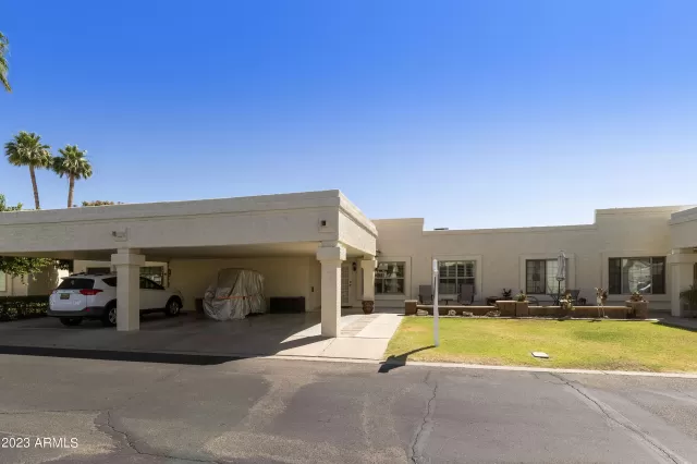 MLS: 6560359 Condo For Sale
