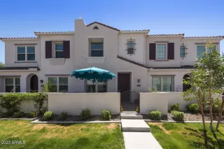 Photo #6: 6560384 Listing