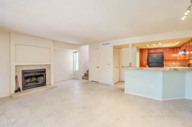 MLS: 6560407 Condo For Sale