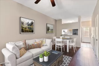 Photo #3: 6560419 Listing