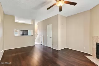 Photo #6: 6560419 Listing