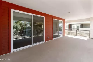 Photo #5: 6560827 Listing