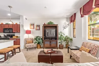 Photo #6: 6560966 Listing