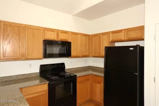 Photo #6: 6561014 Listing