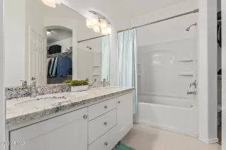 Photo #3: 6561157 Listing