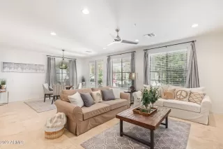 Photo #6: 6561260 Listing