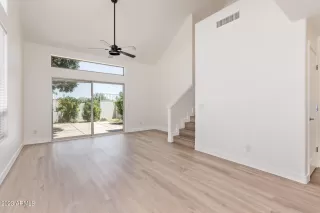 Photo #5: 6561682 Listing 