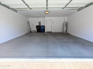 Photo #5: 6561717 Listing