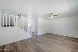 Photo #6: 6561818 Listing 