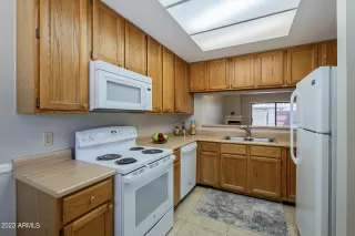 Photo #6: 6561842 Listing