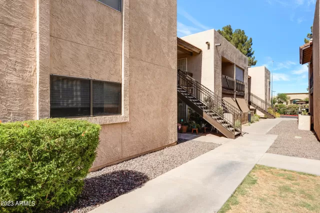 MLS: 6562097 Condo For Sale