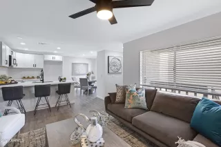 Photo #6: 6562097 Listing