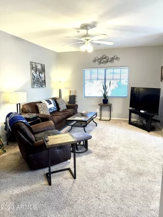 Photo #4: 6562161 Listing