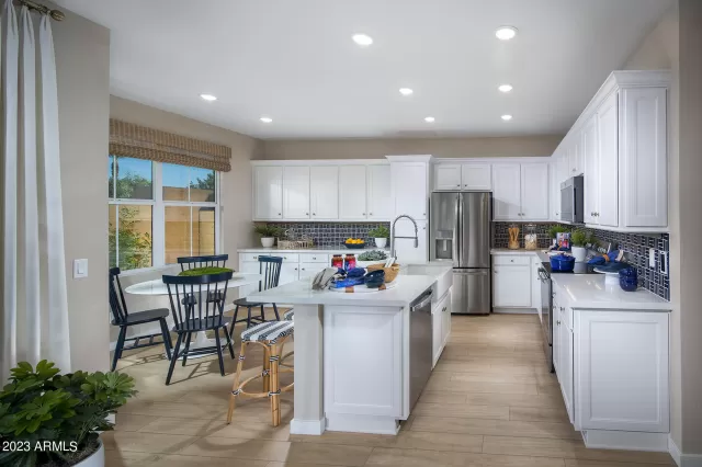 MLS: 6562189 Condo For Sale