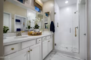 Photo #3: 6562189 Listing 