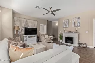 Photo #2: 6562851 Listing 