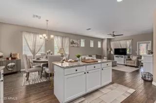 Photo #5: 6562851 Listing 