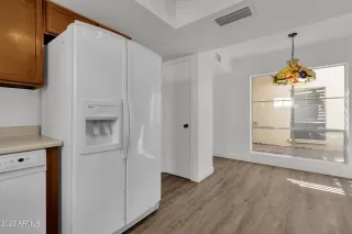 Photo #3: 6563005 Listing