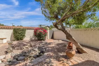 Photo #5: 6563005 Listing