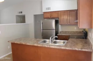 Photo #5: 6563110 Listing 