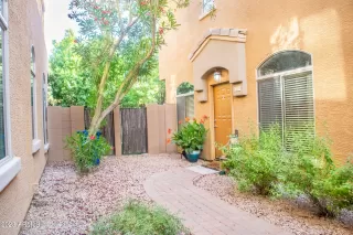 Photo #1: 6563267 Listing