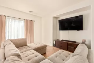 Photo #5: 6563371 Listing