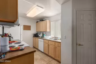 Photo #5: 6563564 Listing