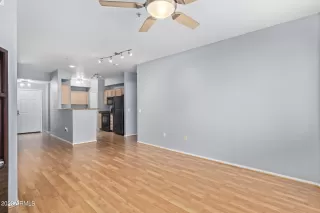 Photo #6: 6564173 Listing