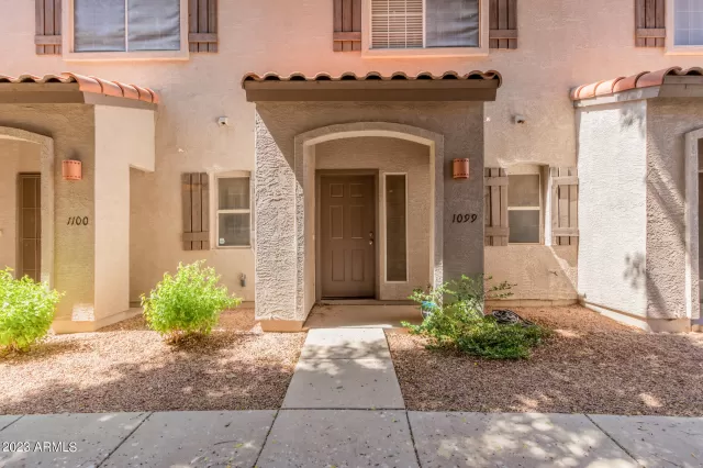 MLS: 6564288 Condo For Sale