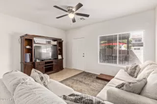 Photo #3: 6564288 Listing