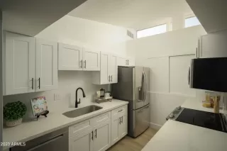 Photo #5: 6564585 Listing