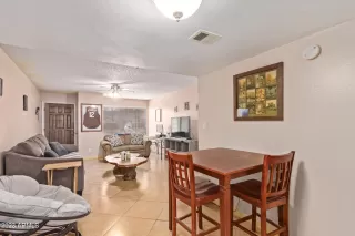 Photo #3: 6565052 Listing 