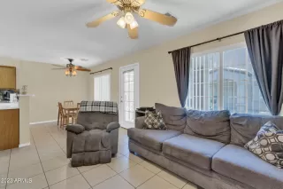 Photo #6: 6565140 Listing