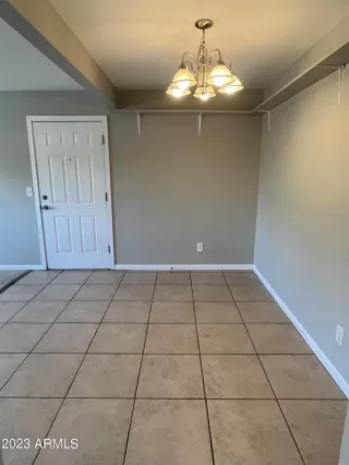 Photo #4: 6565213 Listing