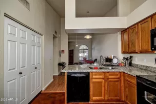 Photo #5: 6565314 Listing