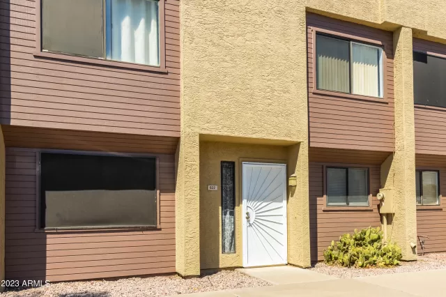 MLS: 6565340 Condo For Sale