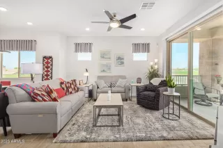 Photo #3: 6565350 Listing