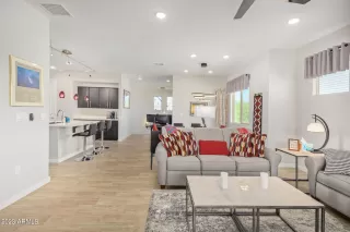 Photo #4: 6565350 Listing