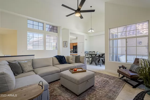 MLS: 6565588 Condo For Sale