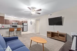 Photo #5: 6565771 Listing 