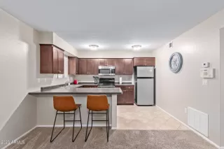 Photo #6: 6565771 Listing 